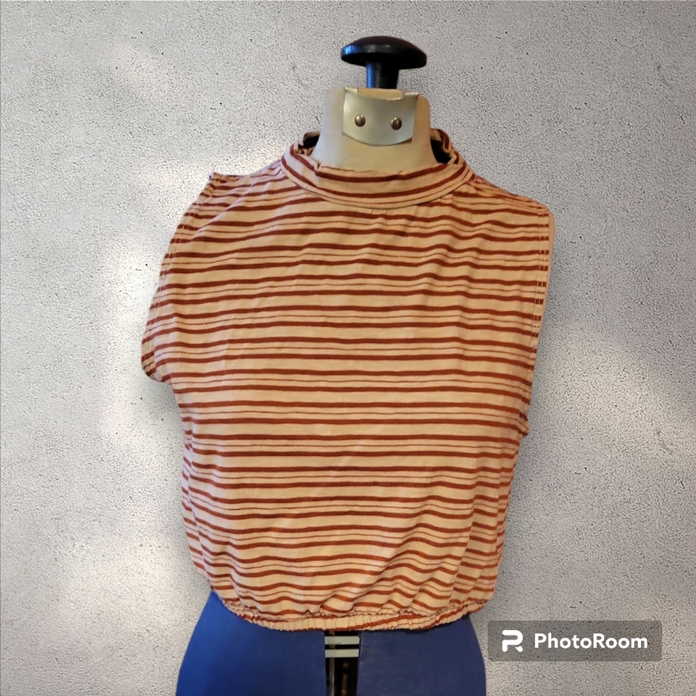 SEASON END SPECIAL Forever 21 Top Striped Sleeveless Crop EUC Size L Jr